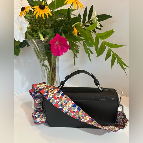 NWT MUNDI RFID Protection Blocking “Jamie” Top Handle Crossbody Wallet Purse - Picture 8 of 10